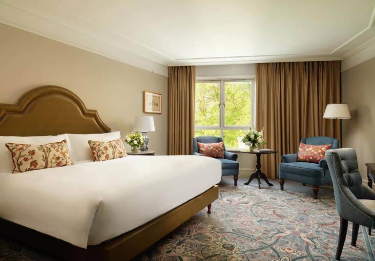 Fairmont-King-Guest-Room