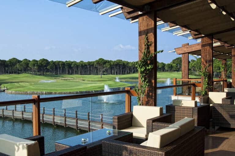 Lobby Terrace