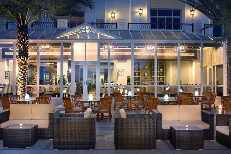 ADH_ADMOH_RESTAURANTS_MONTYS_AMBIENT_HR_03
