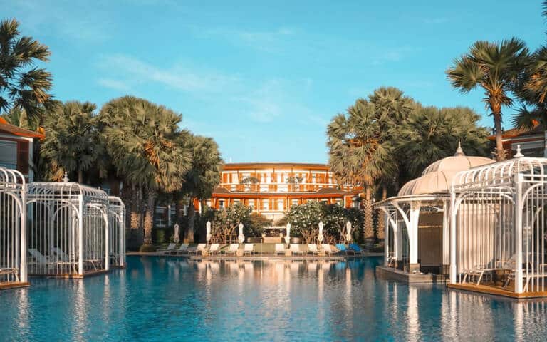 Pool-Bar-6