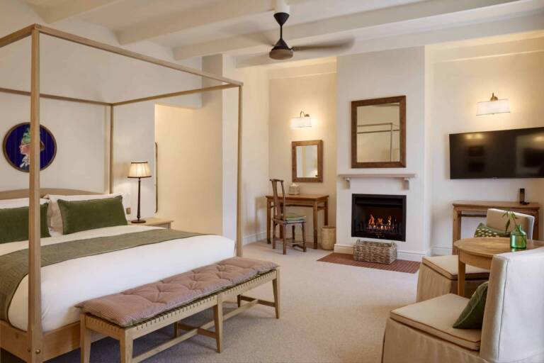 Spier-Hotel-Luxury-Room-EY-2-2025-1-scaled