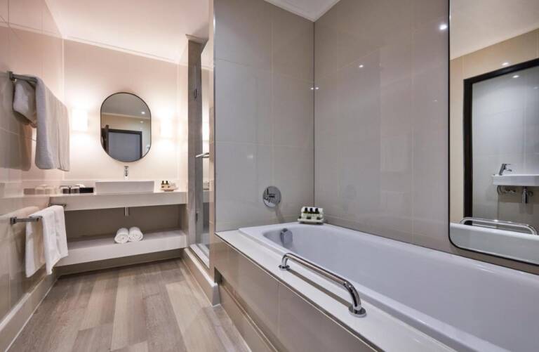 victoria-alfred-hotel-by-newmark_172238097029