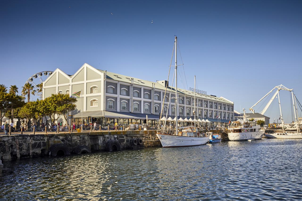 Victoria & Alfred Hotel ved V&A Waterfront i Cape Town med udsigt til Table Mountain