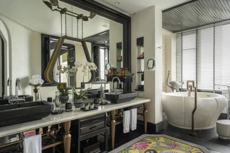 02-02-0008_Bathroom-Terrace-Suite-Club-Terrace-Suite-scaled-1909x1336