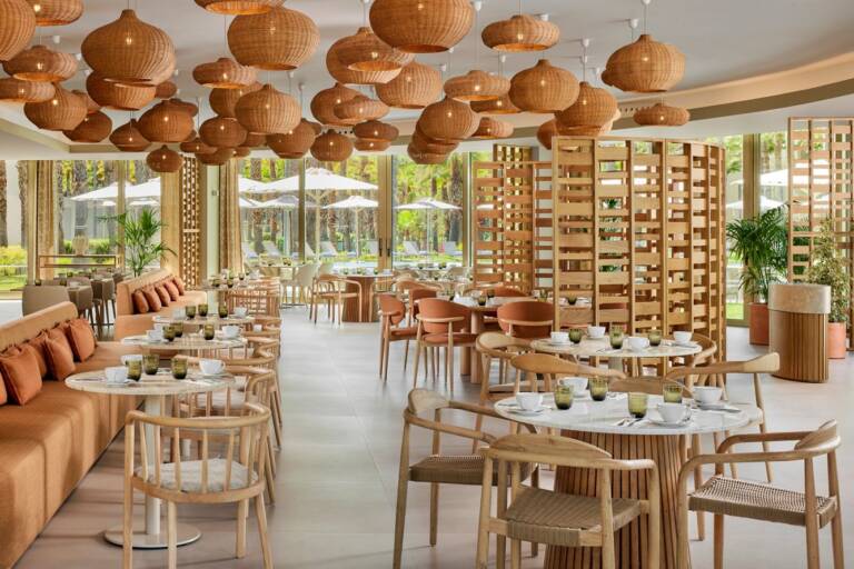mc-faopv--in-season-restaurant-22890_Classic-Hor