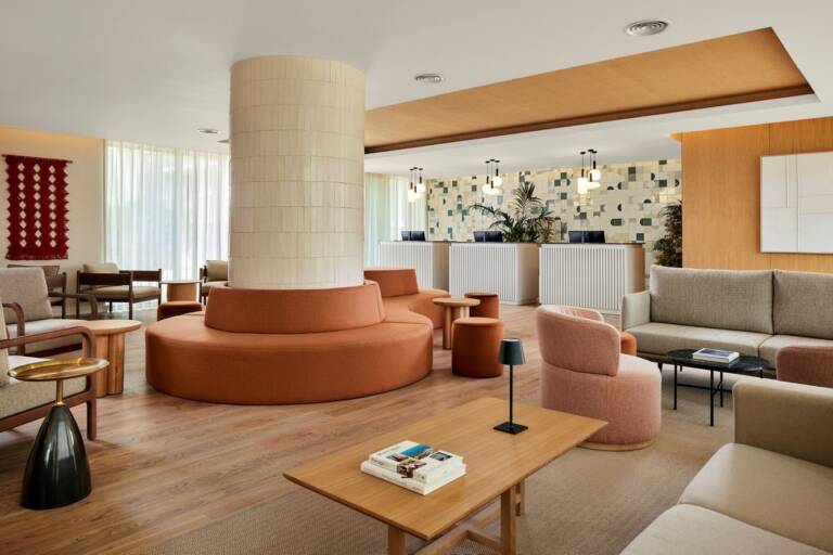 mc-faopv-lobby--42286_Classic-Hor
